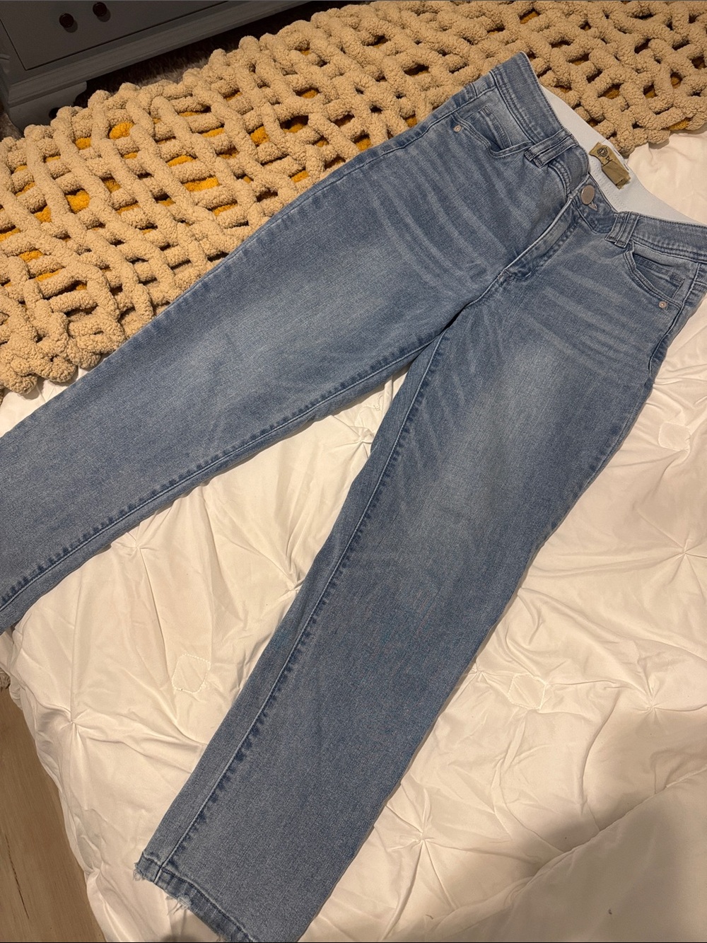 Democracy Classic High-Rise Straight Leg Jeans